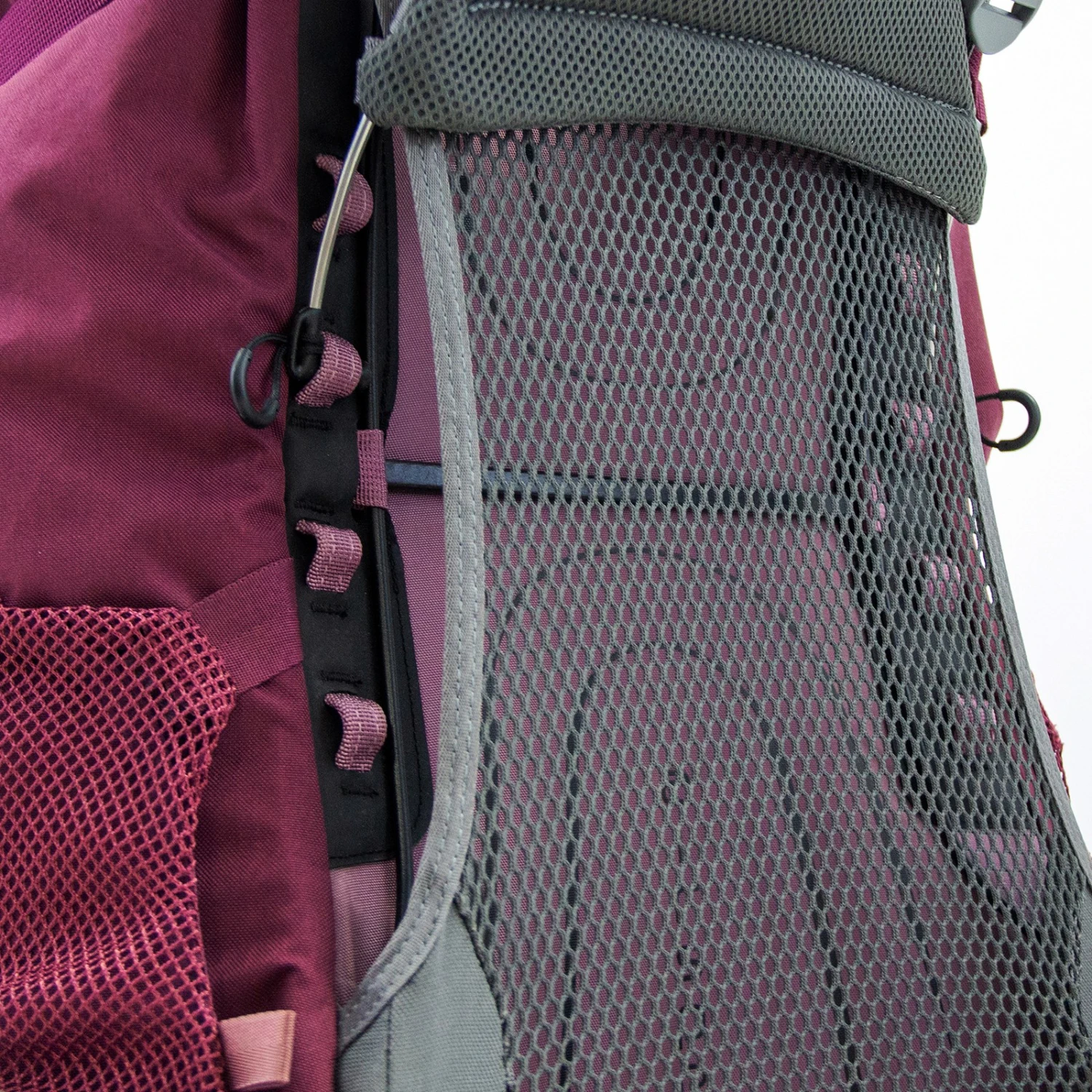 Osprey Renn 65 - Women's Backpack - Aurora Purple 9 Osprey Renn 65 - Women's Backpack - Aurora Purple - Image 7