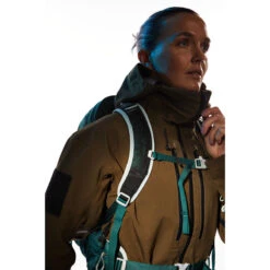 Osprey Tempest 20 Backpack 27 Osprey Tempest 20 Backpack -Osprey iview 5044260 005 pic11