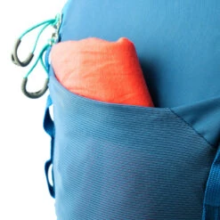 Osprey Jet 18 Kids Backpack - Cosmic Red -Osprey jet front powermesh pocket 818146