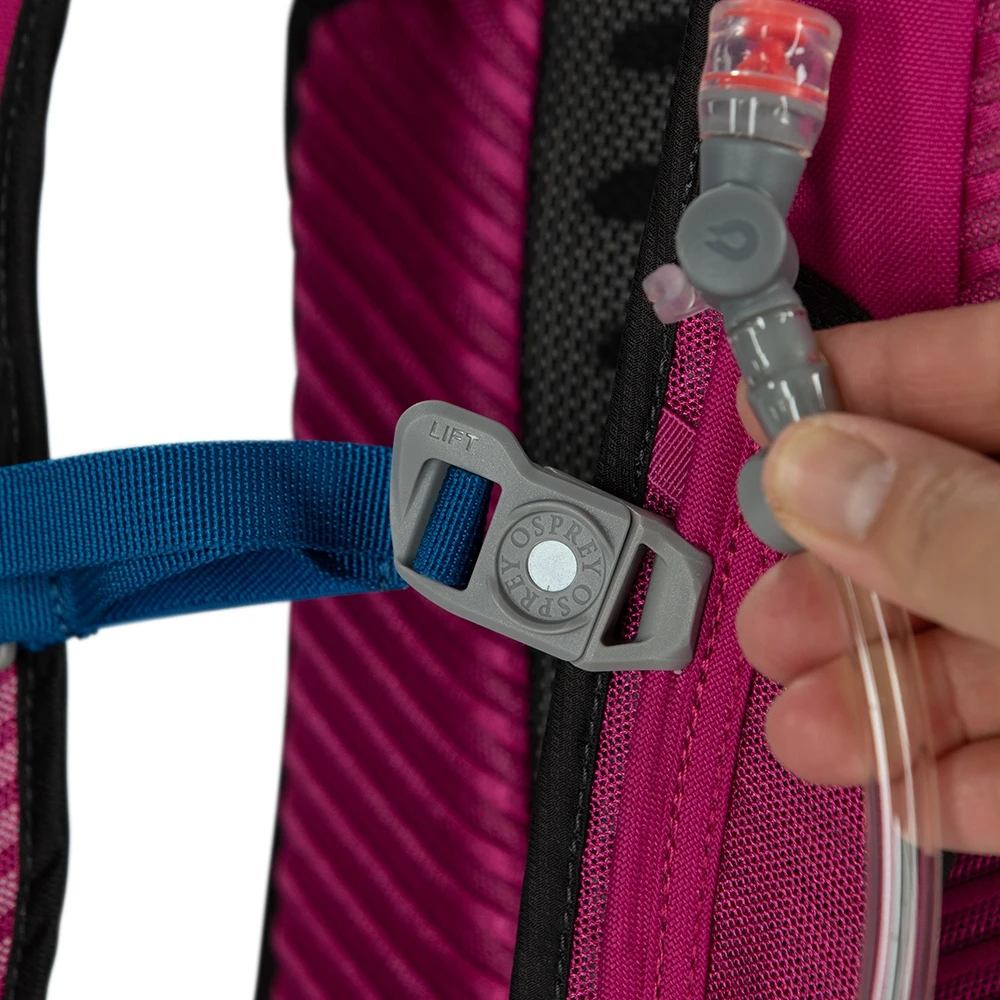 Osprey Kitsuma 3 Women's Hydration Backpack - Space Travel Grey 6 Osprey Kitsuma 3 Women's Hydration Backpack - Space Travel Grey - Image 4