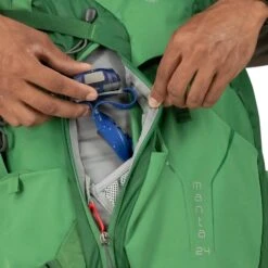 Osprey Manta 24 Backpack - Black -Osprey osprey manta 24 black 6 1121108