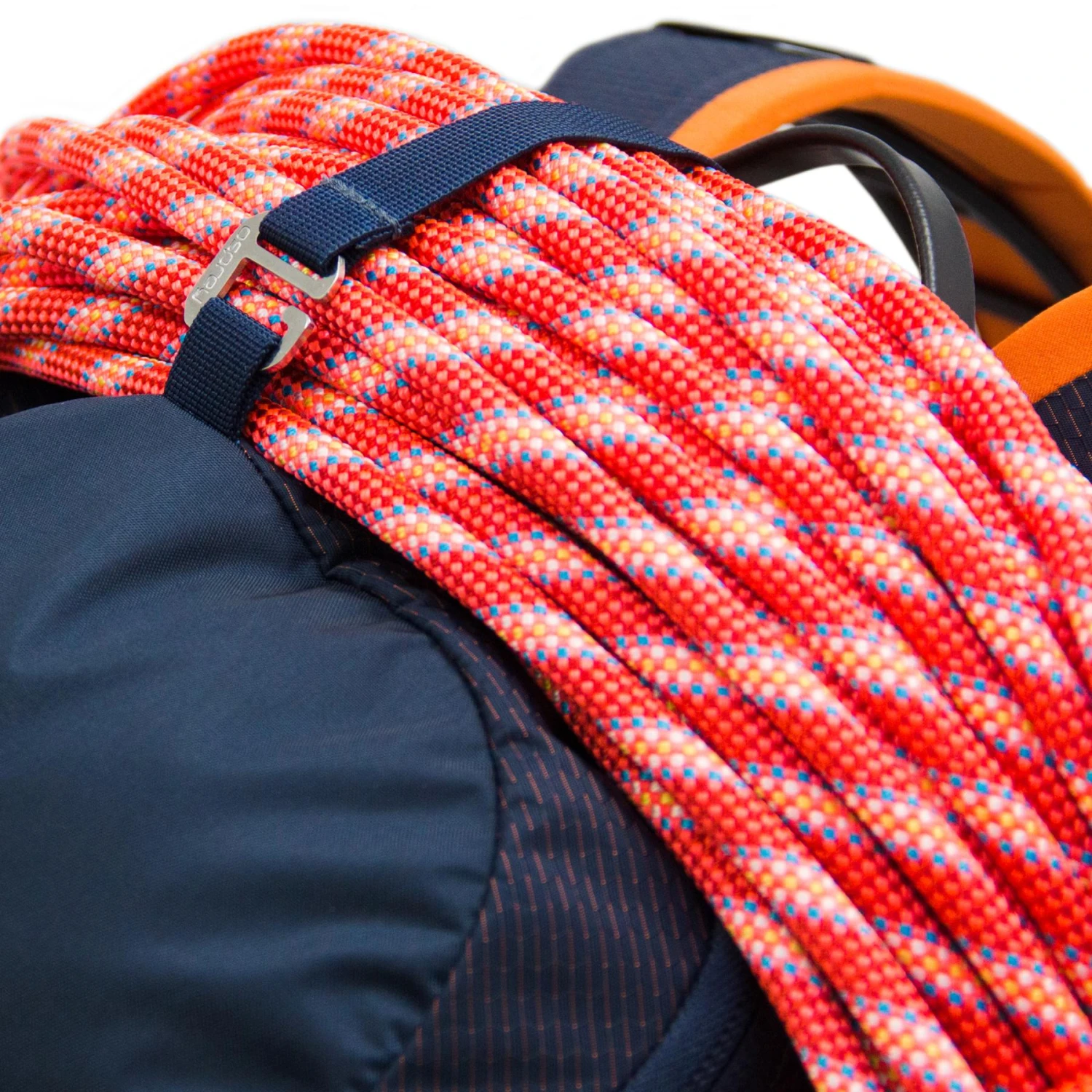 Osprey Mutant 22 Backpack - Tungsten Grey 8 Osprey Mutant 22 Backpack - Tungsten Grey - Image 6