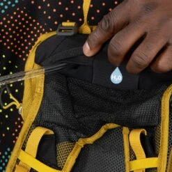 Osprey Syncro 5 Backpack - Black -Osprey osprey syncro 5 7 1392975